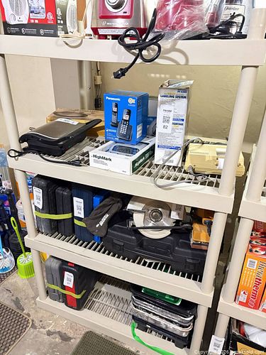 Storage shelf  (1 of 5)