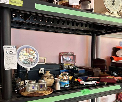Mixed Vintage Collectibles Lot: Die-Cast Cars, Miniatures, Souvenirs, Collectibles,  & More B (1 of 13)
