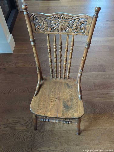 Solid Wood Country/Farmhouse Dining Chair with Spindle Back (1 of 9)