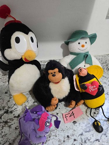 Assorted Vintage Plush Collectibles LOT"F4" (1 of 3)