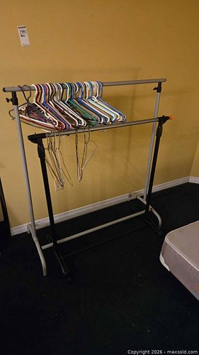 2 Adjustable Double-Tier Garment Racks, Metal & Plastic, Silver/Black B (1 of 6)