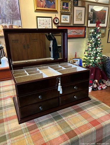 Jewelry Box (1 of 9)