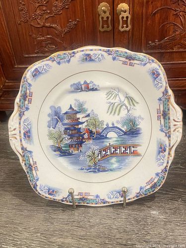 Decorate blue willow plate with rack  (1 of 6)