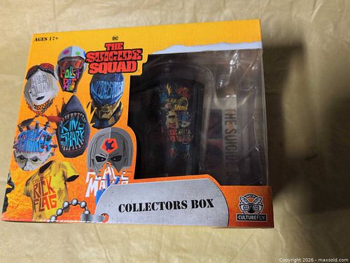 Suicide squad collectable items (1 of 4)