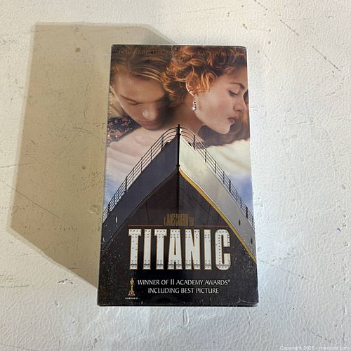 Titanic (VHS, 2 Cassettes, PG-13, THX Digitally Mastered) (1 of 6)
