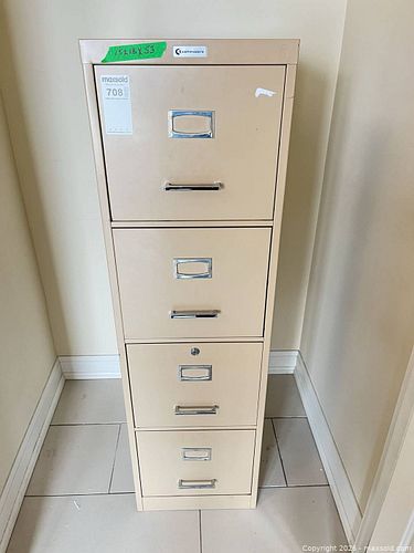 Metal filing cabinet  (1 of 10)