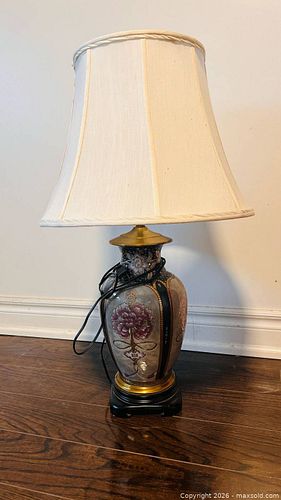Ceramic table lamp  (1 of 3)