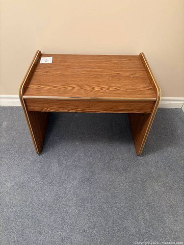 Oak Veneer Side Table with Gold Metal Trim (1 of 10)