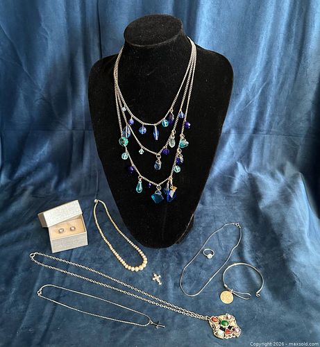 Silver Tone Jewelry Lot incl. Blue Glass Necklace, Moonstone Earrings (1 of 14)