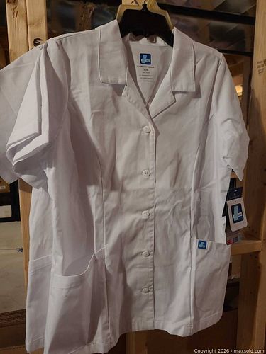 Lot #30 (1 of 4)