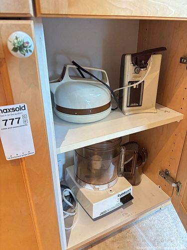 Vintage Mid-Century Kicthen Appliances and Item (1960s–1980s) (1 of 7)