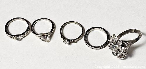 COSTUME JEWELRY RING LOT OF 5 (1 of 18)
