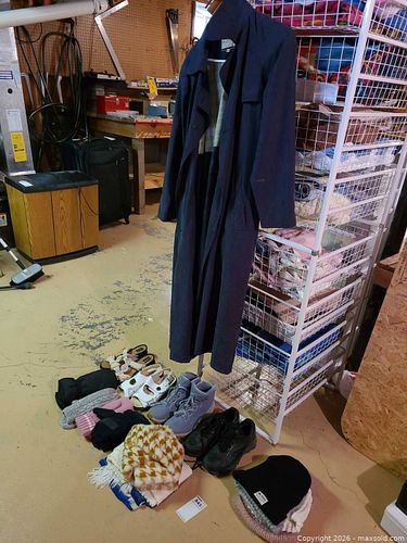 Women's Mixed Clothing & Shoes: Coat, Boots, Accessories B (1 of 16)