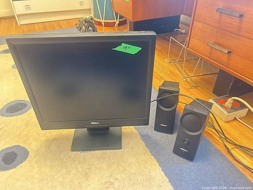 AOpen F90ES 19" Monitor and Bose Companion 2 Speakers B (1 of 11)