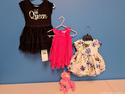 Children's dresses  (1 of 4)