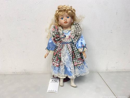 Collector’s Doll (1 of 5)