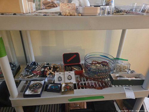 Costume Jewelry (1 of 16)