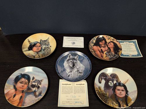 Collectible Porcelain Plates, Wildlife &  Indigenous Art (1 of 11)