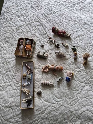 Lot #40 (1 of 4)