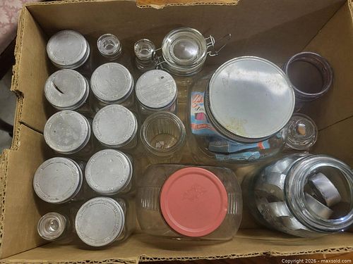 Lot #21 (1 of 6)
