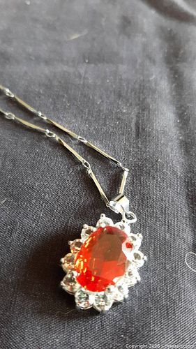 Pendant And Necklace (1 of 3)