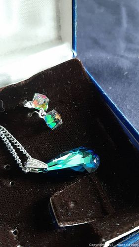 Swarovski Jewellery (1 of 3)