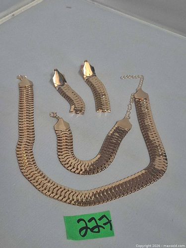 Gold tone necklace, earrings and bracelet (1 of 3)