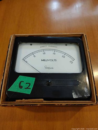 Voltmeter (1 of 4)