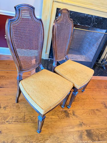 Dining Chairs B (1 of 8)