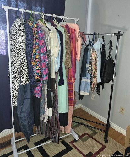 Women's Clothing (1 of 22)