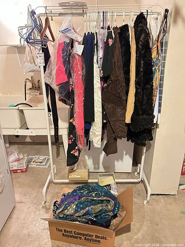 Women's Clothing & Portable Hanging Rack (1 of 21)