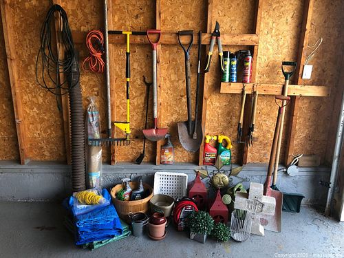 Yard and Garden Lot (1 of 16)