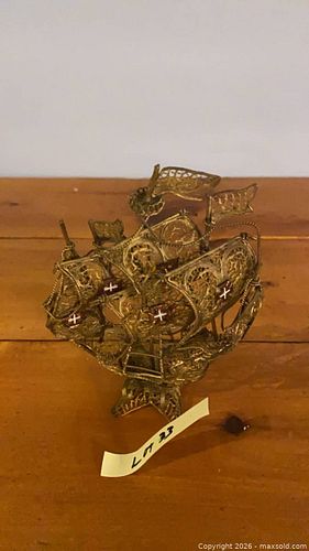 Lot #32 (1 of 5)