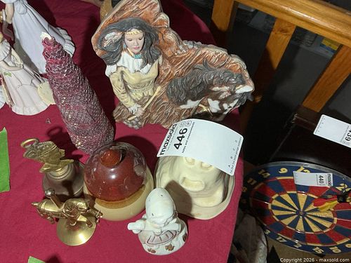 Collectible Decor A (1 of 9)