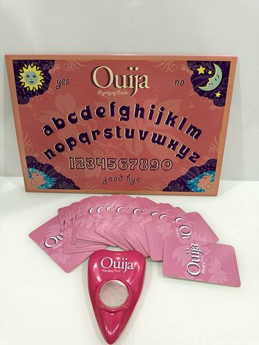 Ouija Board Game Set  (1 of 4)