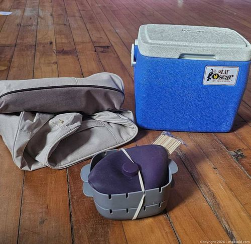 Lot of kitchen items (1 of 7)