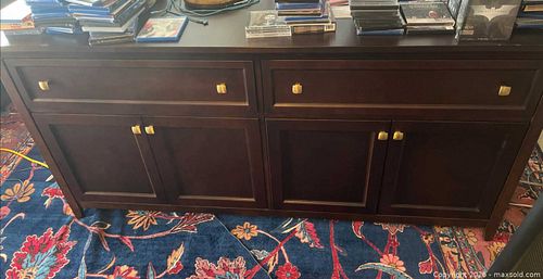 Geovin Furniture Side Board (1 of 18)