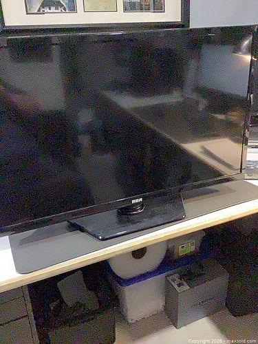 RCA 32in LED/LCD TV RLDED3258A-E (1 of 5)