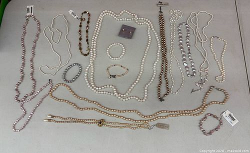 Necklaces and Bracelets (1 of 17)