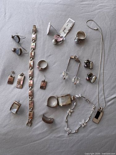 Sterling Jewelry  (1 of 19)