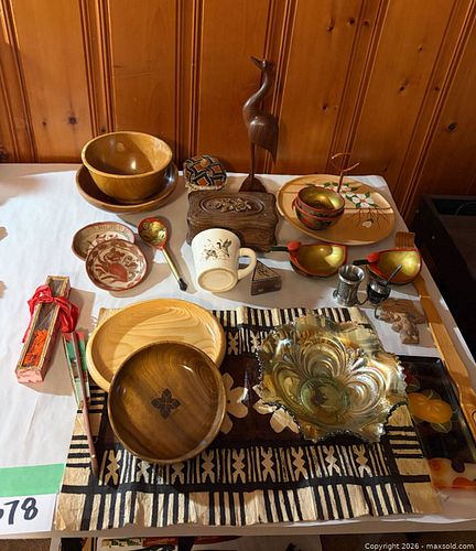 Vintage Global Crafts: Pacific Islands, Mayan Ceramics, Russian Crafts (1 of 20)