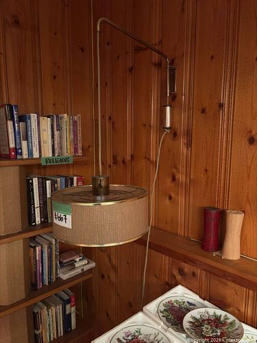 Vintage MCM Wall Mounted Lamp (1 of 12)