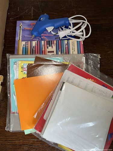 Large Lot of Craft & Art Supplies, Hot Glue Gun & Crayons (1 of 12)
