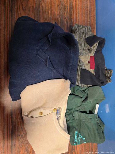 Assorted Clothing Lot Men's Shirts Mixed Sizes (1 of 4)