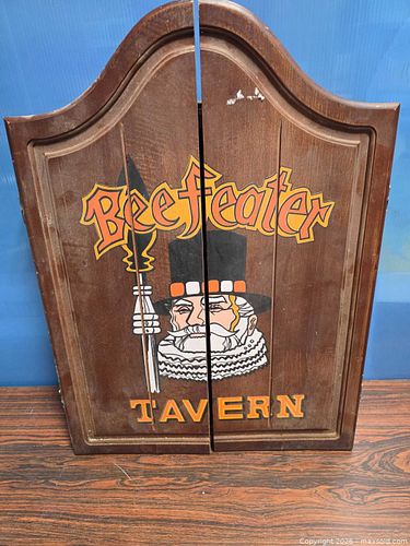 Beefeater Dartboard Cabinet Set, Wall-Mount Folding Cabinet (1 of 4)