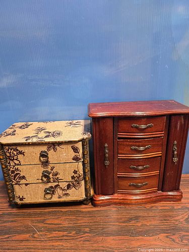 Jewelry Box Lot of Two (1 of 6)