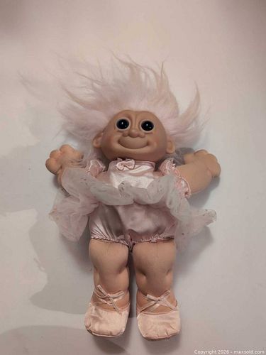 Russ Berrie Pink Troll Doll 8–12 in (1 of 4)