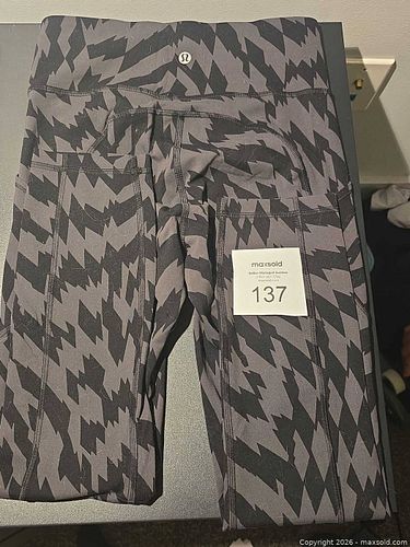 Lot #137 (1 of 1)