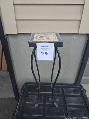 Lot #108 (1 of 3)