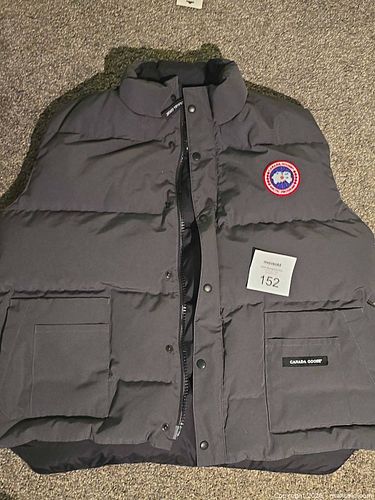 Lot #152 (1 of 4)